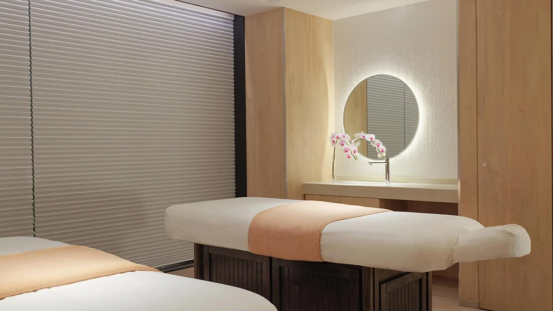 Intercontinental Yokohama Pier 8 By Ihg Hotel